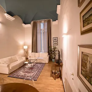  Appartamento La Loggia Delle Regine, In Centro Fronte Acquario, Wi-fi Ac Italia