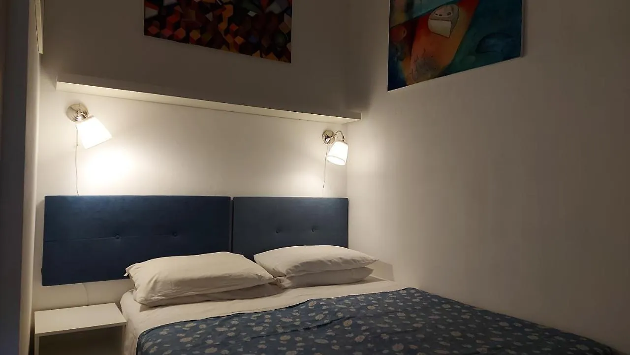 Rome Fani Room 0*,