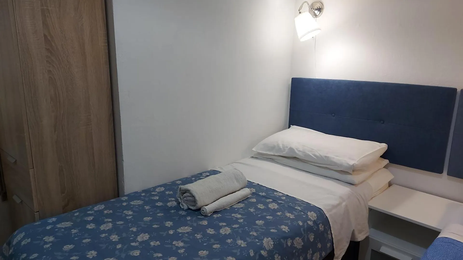 Homestay Rome Fani Room